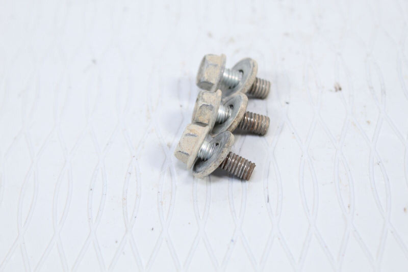 UTV - 2019 YAMAHA WOLVERINE X4 850 SE Oil Tank Bolts  95812-06016-00