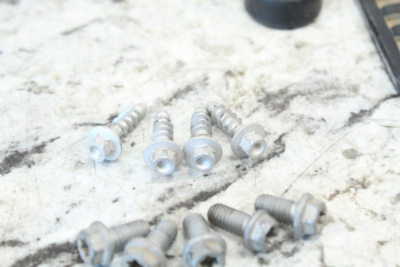 2020 HUSQVARNA FC250 FC 250 Gas Tank Mounting Bolts/Rubber 79607012000 - Motorcycle