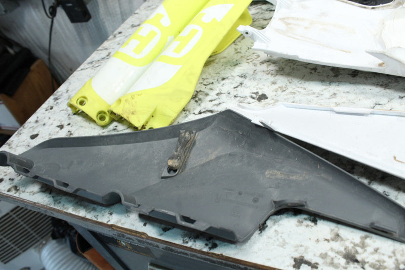 2020 HUSQVARNA FC250 FC 250 Plastic Kit Fenders Side Panels - Motorcycle