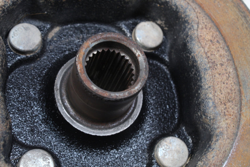 Splined metal hub.