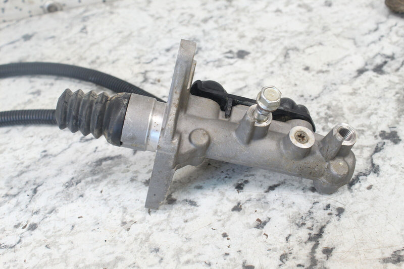 2021 CAN-AM COMMANDER 1000 XT Hydraulic Brake Master Cylinder 705601863 - ATV