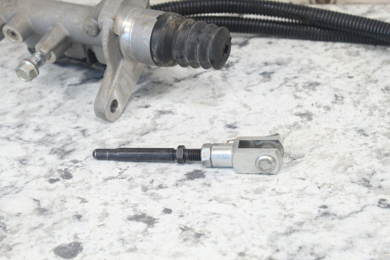 2021 CAN-AM COMMANDER 1000 XT Hydraulic Brake Master Cylinder 705601863 - ATV