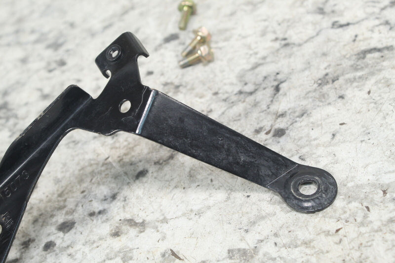 2021 CAN-AM COMMANDER 1000 XT Right Headlight Bracket Support 705015073 - ATV