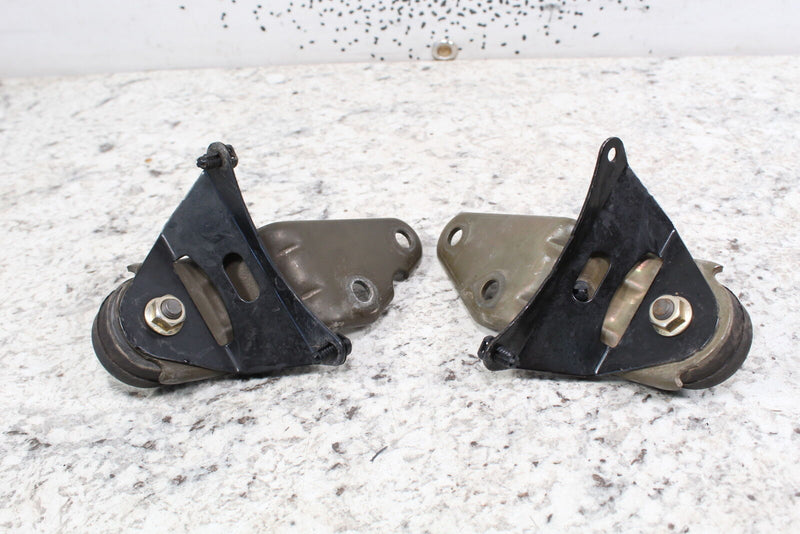 2022 POLARIS SPORTSMAN 570 Motor Mounts Engine Brackets Left Right 3024012 - ATV