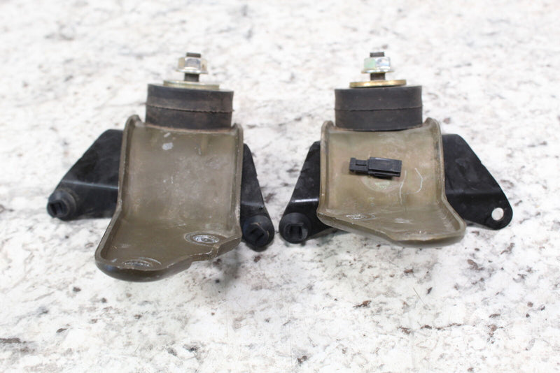 2022 POLARIS SPORTSMAN 570 Motor Mounts Engine Brackets Left Right 3024012 - ATV