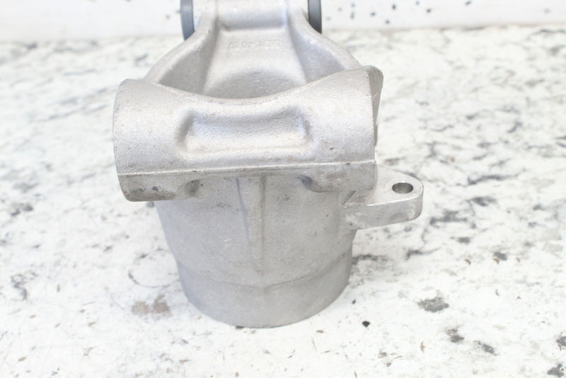 2022 POLARIS SPORTSMAN 570 Rear Spindle Knuckle Bearing Carrier 5135563 - ATV