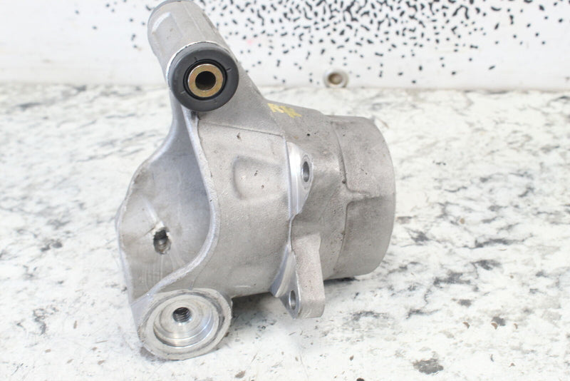 2022 POLARIS SPORTSMAN 570 Rear Spindle Knuckle Bearing Carrier 5135563 - ATV
