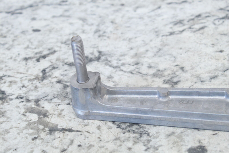 2004 YAMAHA WAVERUNNER FX CRUISER HO Oil Tank Bracket Mount 6B6-13151-00-94