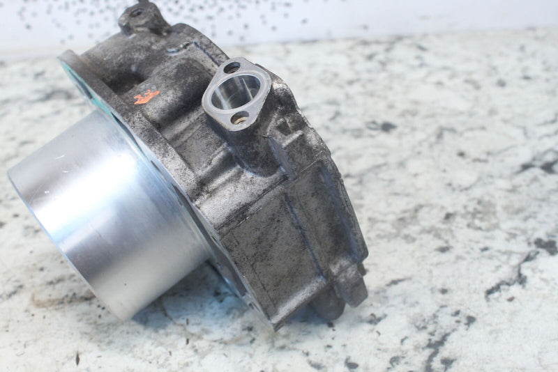 2013 CAN-AM OUTLANDER 1000 XMR Front Cylinder Jug 420623566