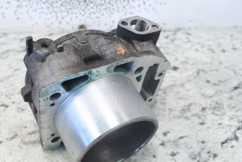 2013 CAN-AM OUTLANDER 1000 XMR Front Cylinder Jug 420623566