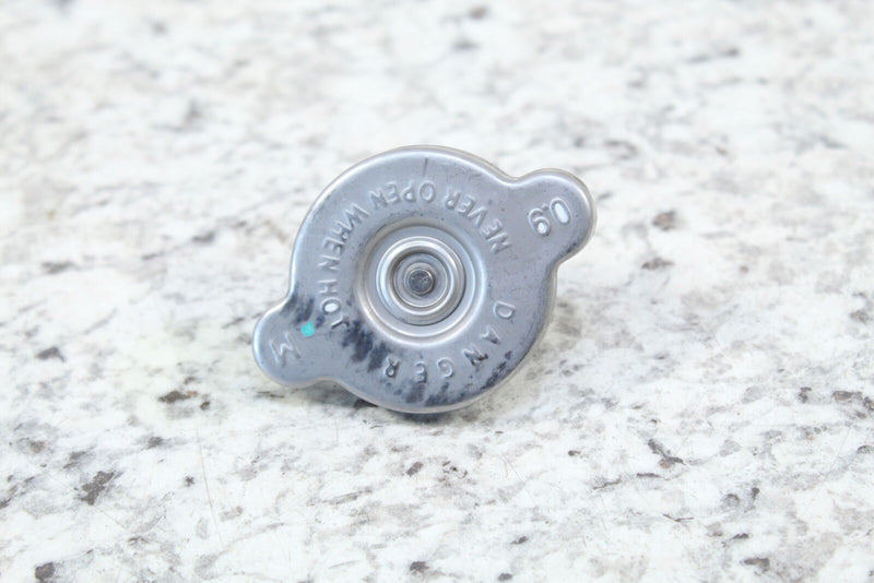 2019 POLARIS PRO RMK 850 Axys Coolant Antifreeze Bottle Cap Lid  1240300