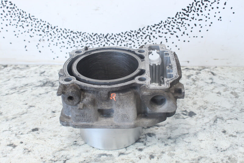 2013 CAN-AM OUTLANDER 1000 XMR Rear Cylinder Jug 420623568